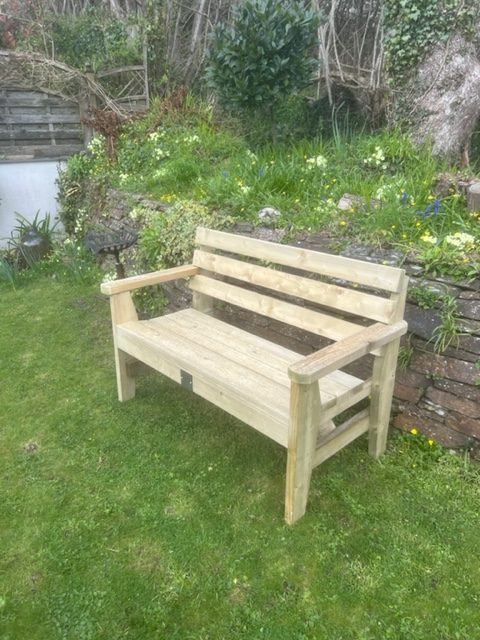 4ft Garden Bench — handmade timber