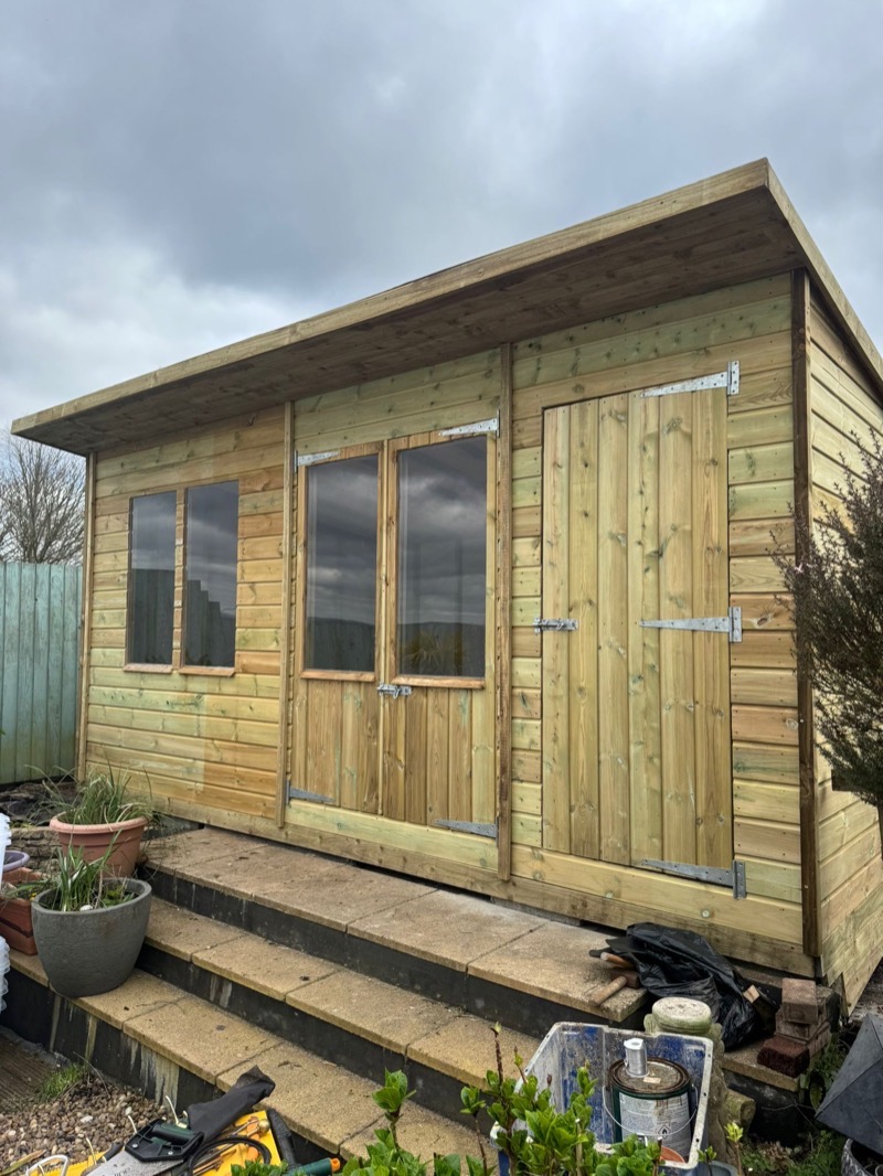 Bespoke shed with windows