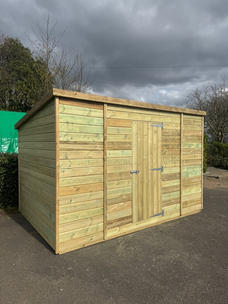 Storage shed, made to measure
